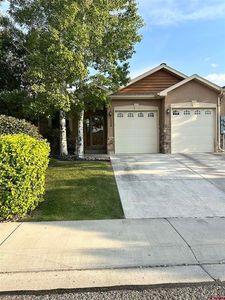 228 Crossroads Circle, Montrose, CO, 81401