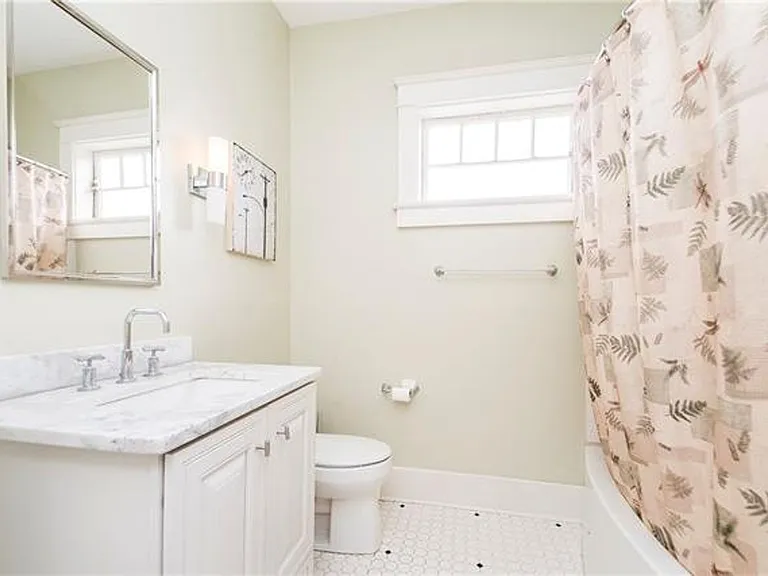 5829 Clara St #5829 — Photo 13