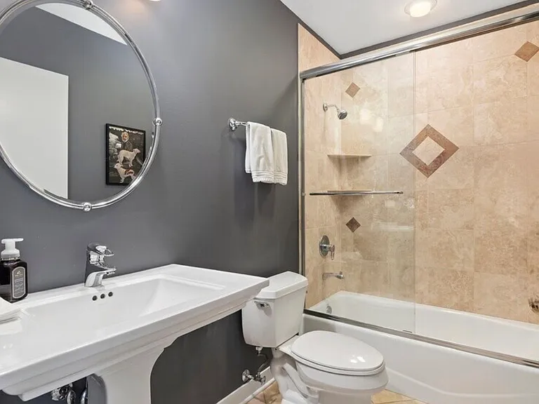 841 W Monroe St #4B — Photo 12