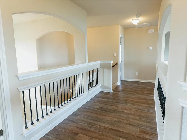 7993 Arezzo Dr — Photo 13