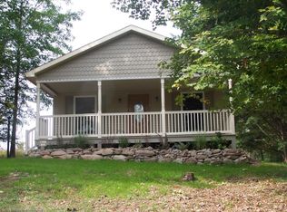 798 Deerfield Rd, Lake Ariel, PA 18436