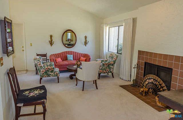 2nd image of 562 N Cerritos Dr
