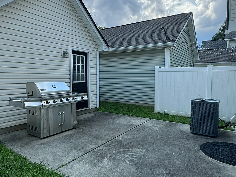 5117 Alysheba Dr — Photo 32
