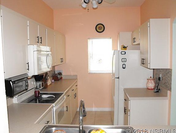 5th image of 2232 Deerwood Dr