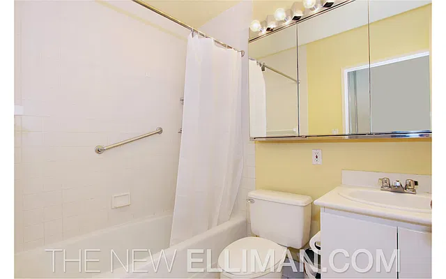 Rented by Douglas Elliman | media 99
