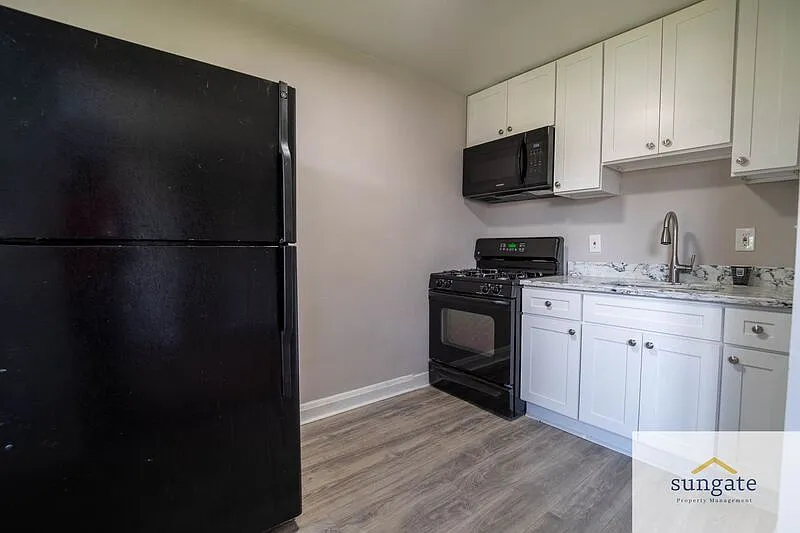 1410 Dartmouth Ave — Photo 4