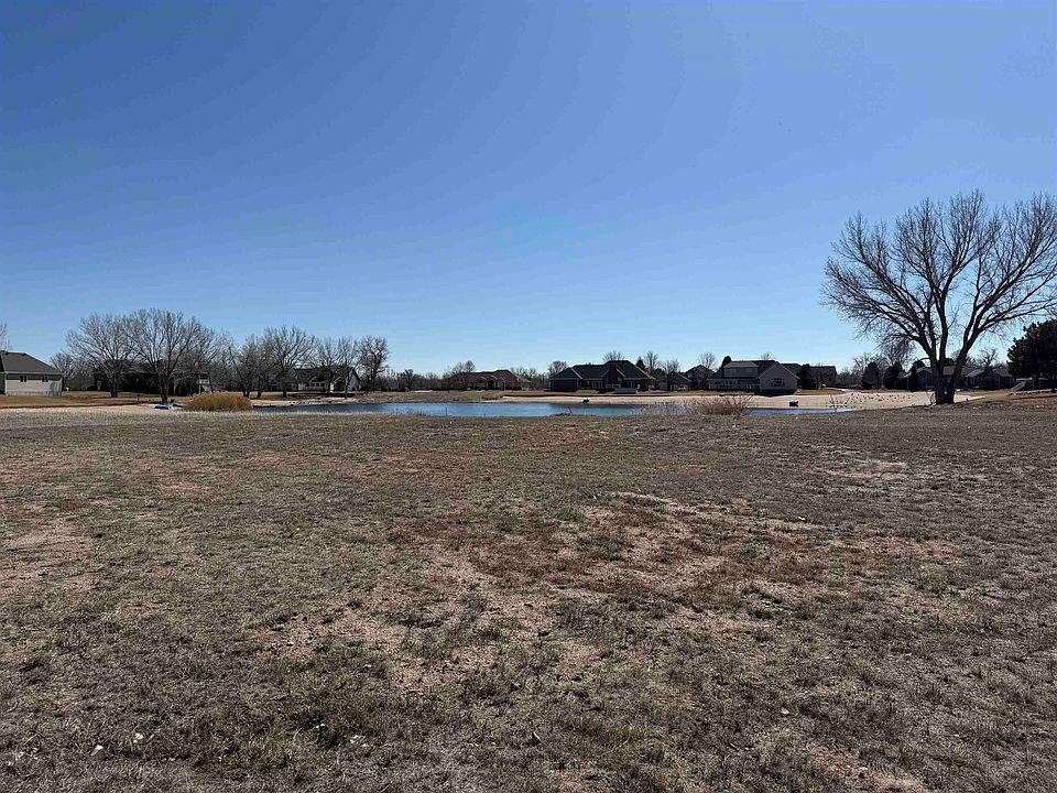 2nd image of L4 B Lake Villa Ests #1