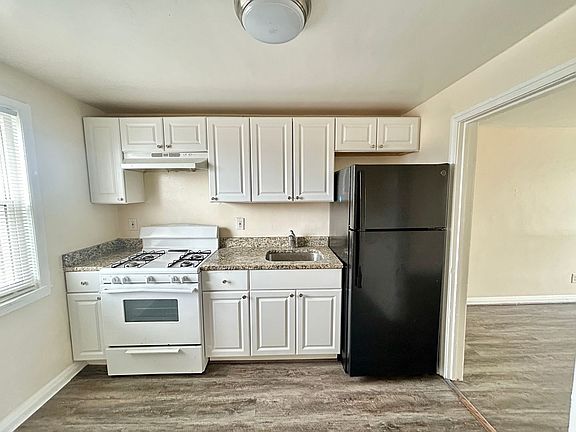 5th image of 1010 Elton Ave Unit A
