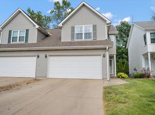 1016 Doral Dr, Bloomington, IL