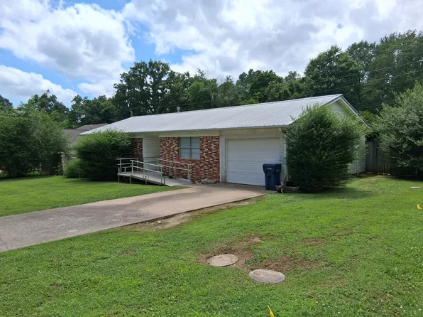 (undisclosed Address), Siloam Springs, AR 72761