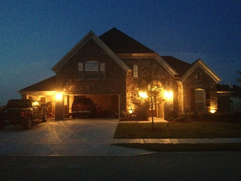 1st image of 3120 Tropica Dr