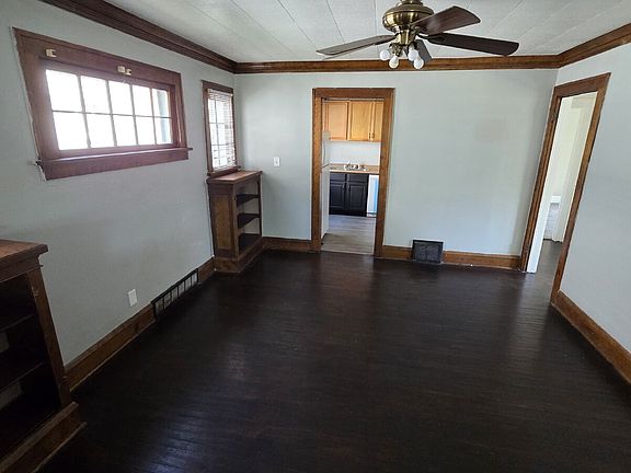 3rd image of 475 E 146th St #1