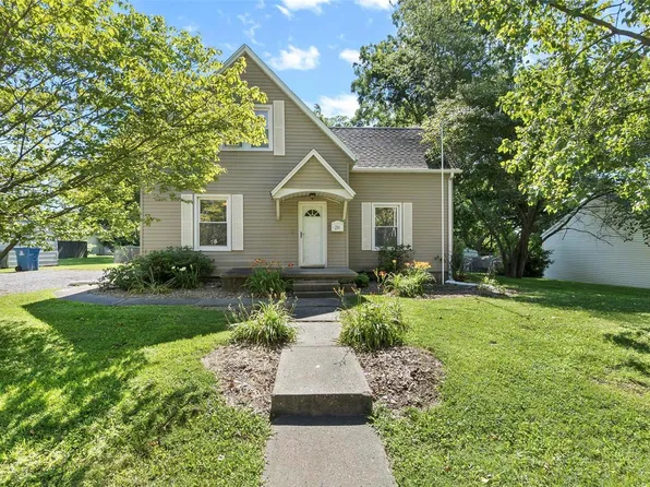 210 Chester Ave, Scott City, MO 63780