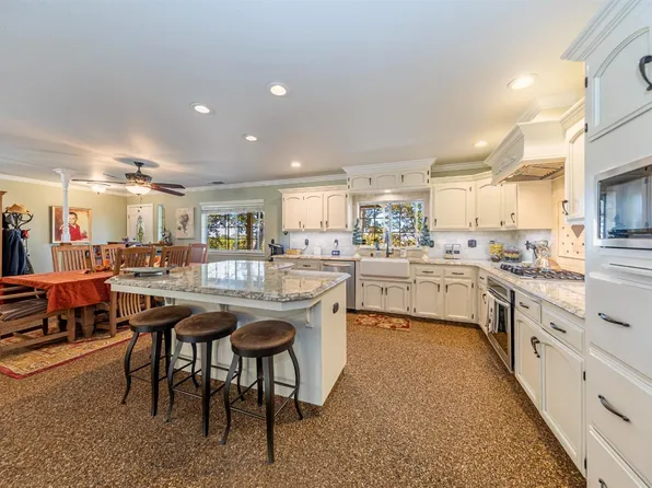 31358 N Dome Dr, Coarsegold, CA 93614