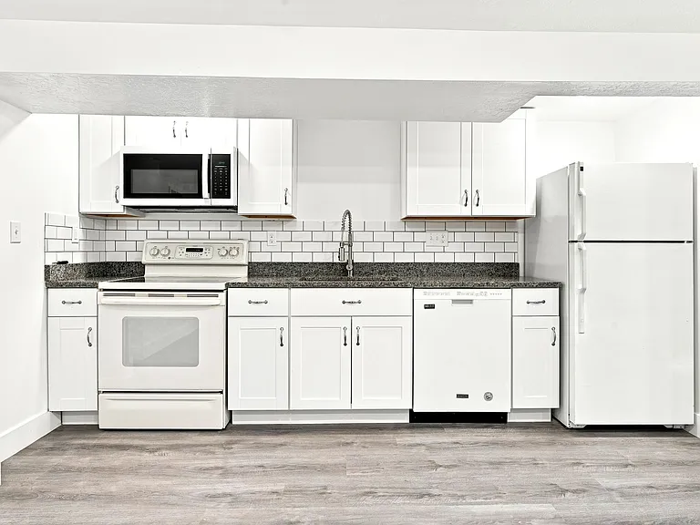 5256 S 2000 W — Photo 19