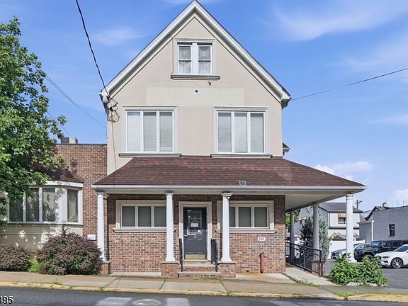 2nd image of 15 Wallington Ave