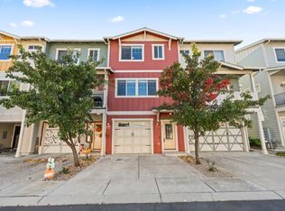 241 Cherry Bark Ln, Medford, OR