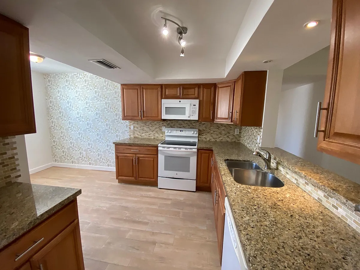 Building Photo - 7310 NW 18th St #107