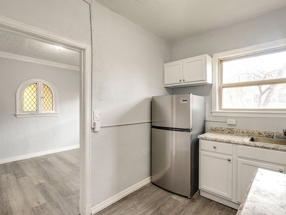 1st image of 2840 S Moreland Blvd APT 3