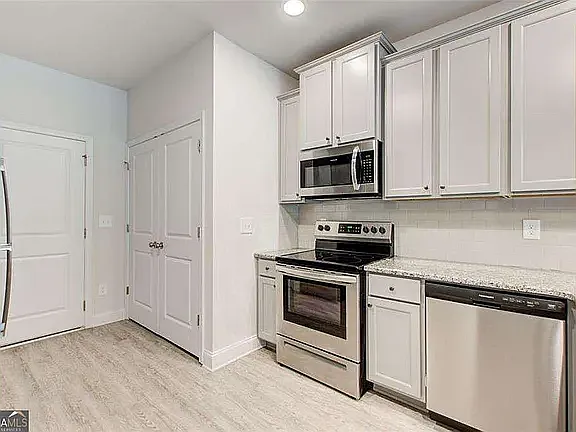 10161 Benton Woods Dr — Photo 15