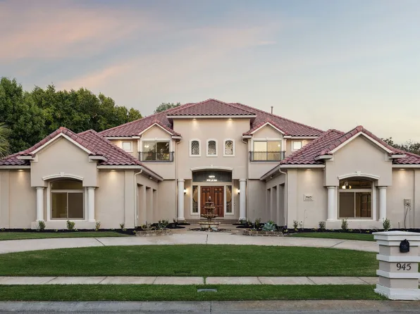 945 Deer Hollow Blvd, Southlake, TX 76092