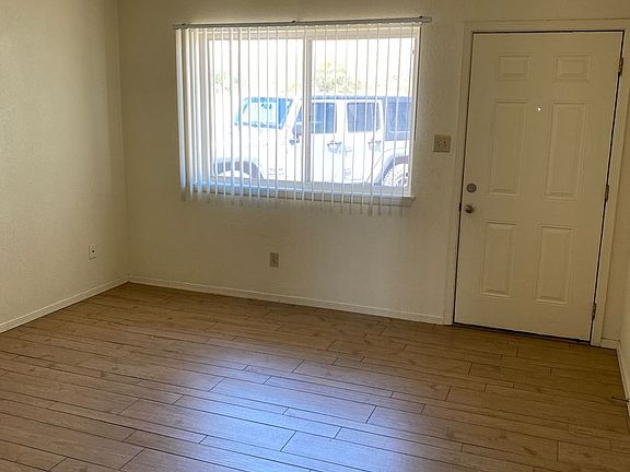 3rd image of 1828 S Triviz Dr