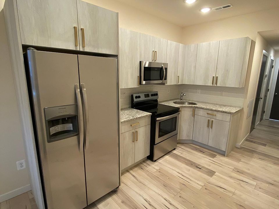 1st image of 5237 Warrington Ave #1F