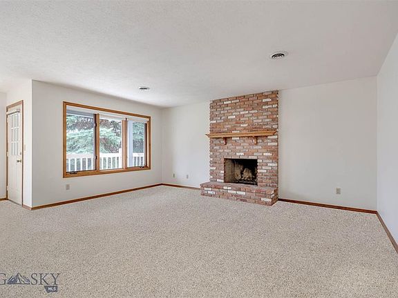 2nd image of 2200 W Dickerson St APT 61
