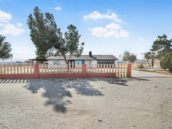 9010 E Avenue Q, Palmdale, CA 93591