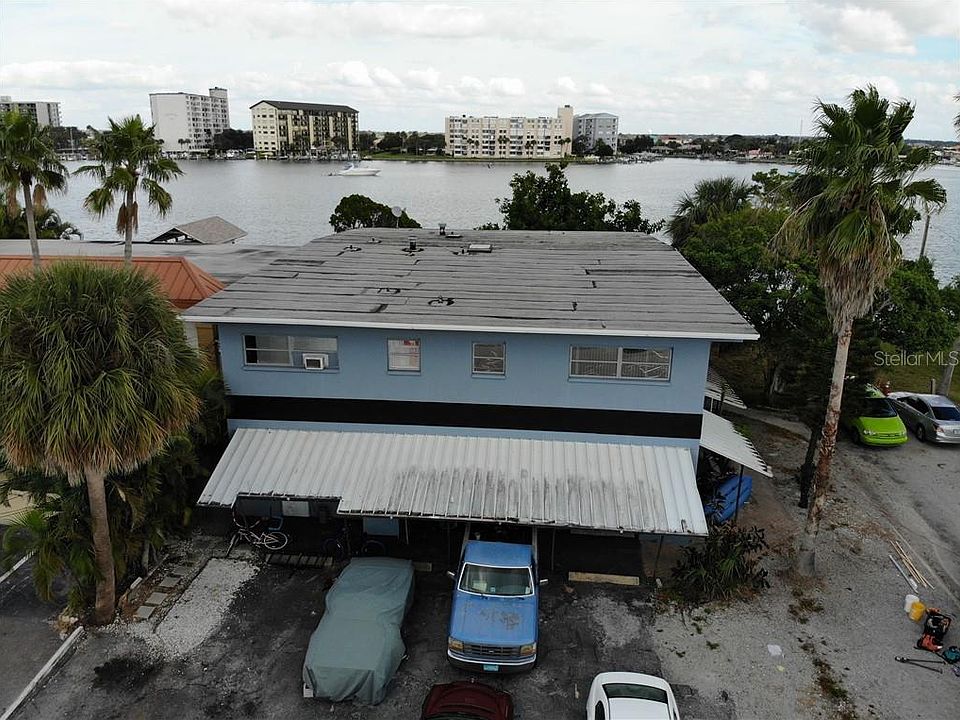 2nd image of 599 Bay Esplanade