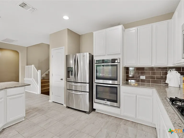 429 Sheepshank Dr — Photo 12