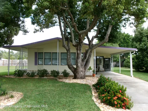 9268 Salvini Dr, Brooksville, FL 34613