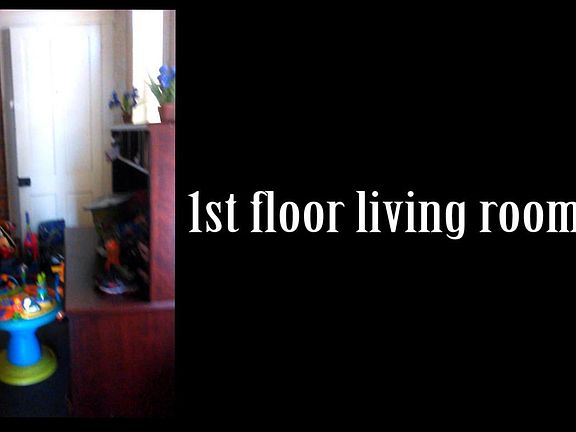1st floor living room