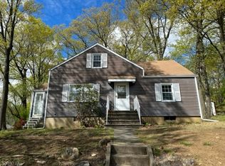 93 E Cooper St, Dover, NJ 07801