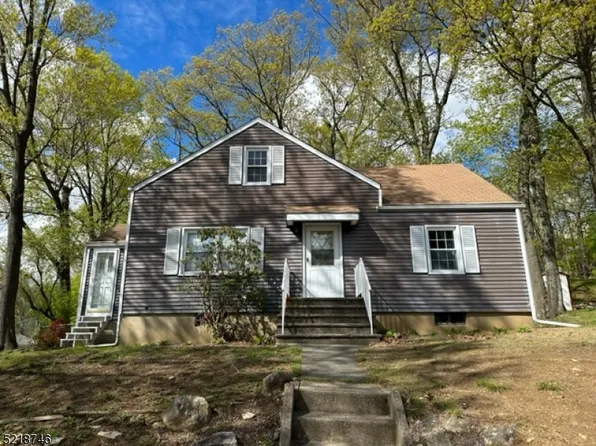 93 E Cooper St, Rockaway Twp., NJ 07801