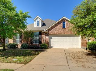 9613 Courtright Dr, Fort Worth, TX 76244