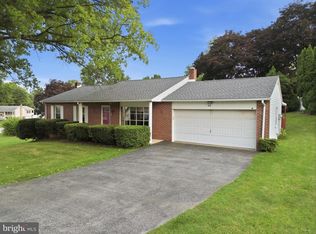 32 Strassburg Cir, Shrewsbury, PA 17361