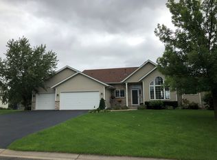16434 Fallbrook Dr, Farmington, MN 55024