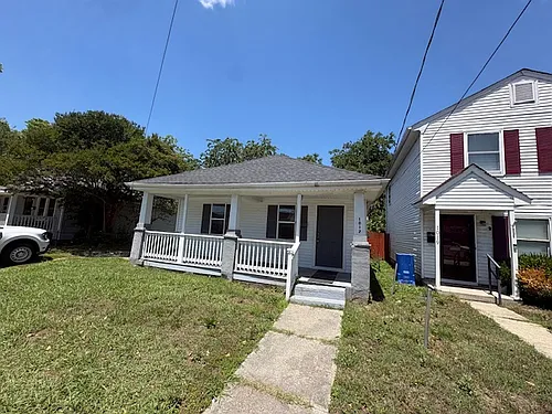 1017 41st St Photo 1