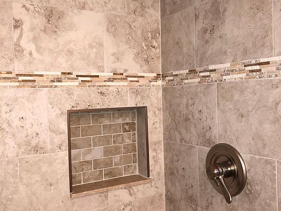 5th image of 25730 Hickory Blvd APT 528C