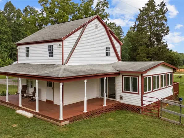 3115 Lewiston Rd, Bumpass, VA 23024