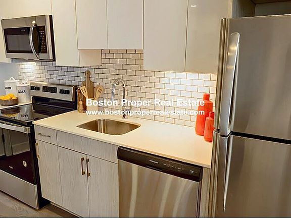 117 Park Dr. #25 Boston - Fenway Unit Photo 5