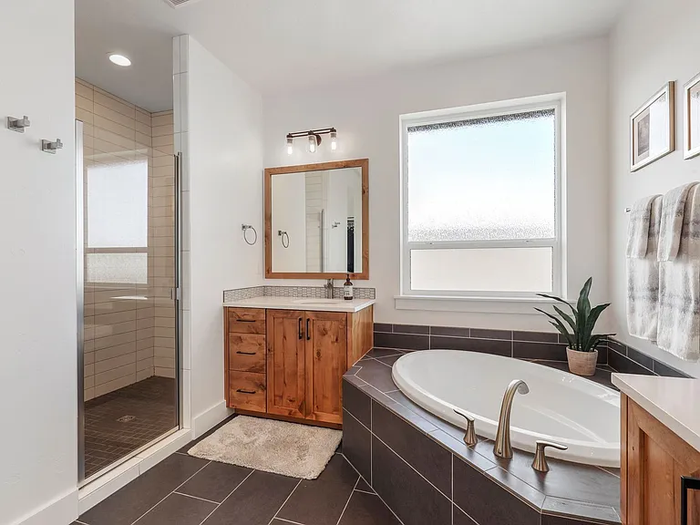 11673 Triloba St — Photo 38