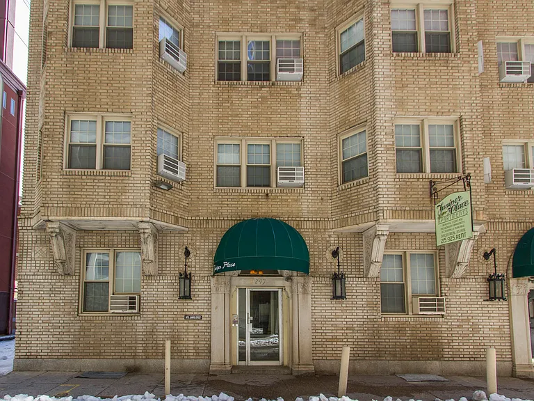 Juniper Place — Photo 38