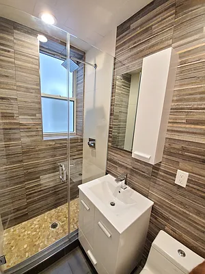 Rented by Astoria Realty | media 16