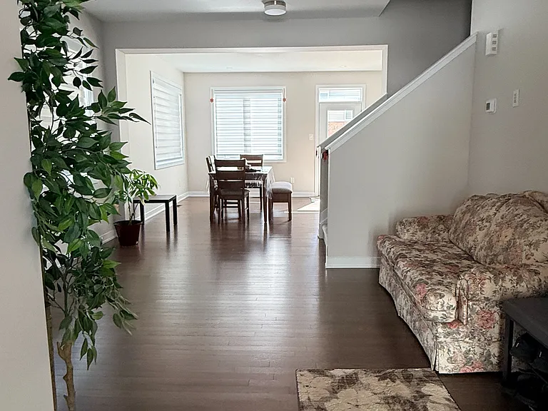 208 Falsetto St — Photo 5