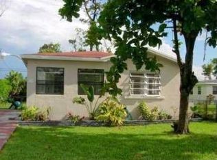 76 NW 118th St, Miami, FL 33168