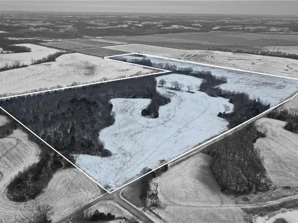 County Road 152 Rd, Clifton Hill, MO 65244