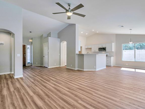 4th image of 6648 W Tonopah Dr
