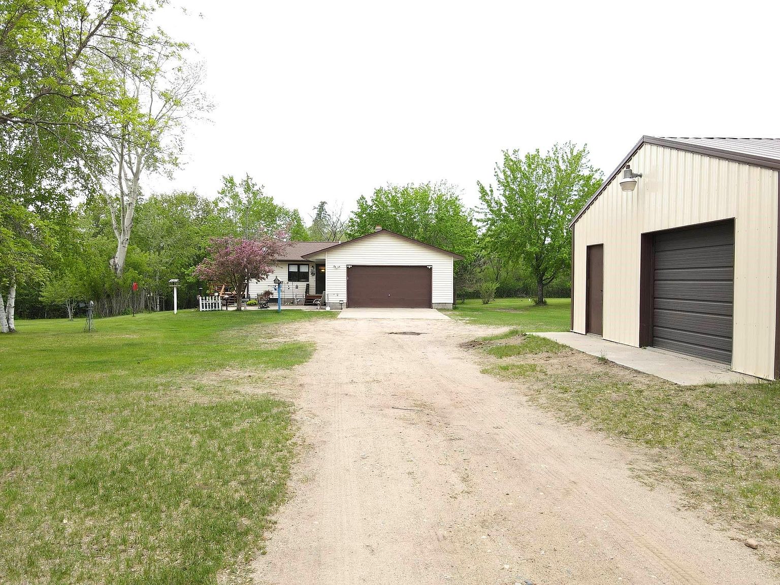 1429 5th St NE, Wadena, MN 56482 Zillow